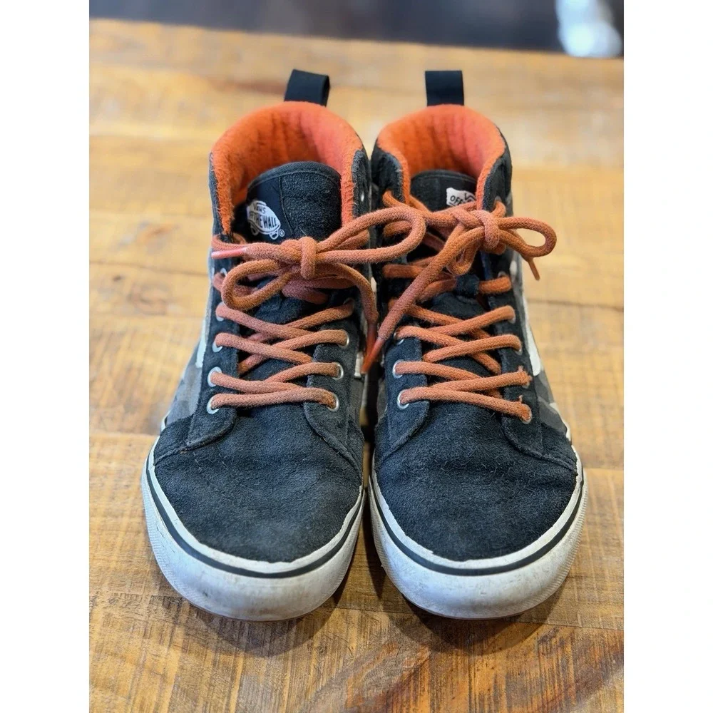 Boys‎ Girls VANS Insulated High Top Skate Shoes Camo Black  Orange Size 3 Kids